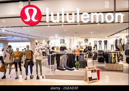 Hong Kong, Chine. 18 août 2021. La bande de vêtements de sport canadienne, magasin Lululemon à Hong Kong. Crédit : SOPA Images Limited/Alamy Live News Banque D'Images