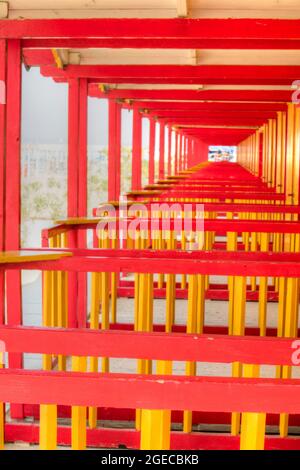 Détails de cabines de plage typiques, colorées en Italie de Versilia Banque D'Images