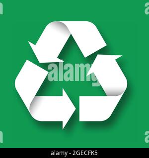 Symbole de recyclage universel. Version inversée. Thème : déchets faibles ou nuls, énergie claire, conservation des ressources naturelles, protection des écosystèmes naturels ou durabilité écologique de la planète. Symbole vectoriel 3D blanc sur fond vert Illustration de Vecteur