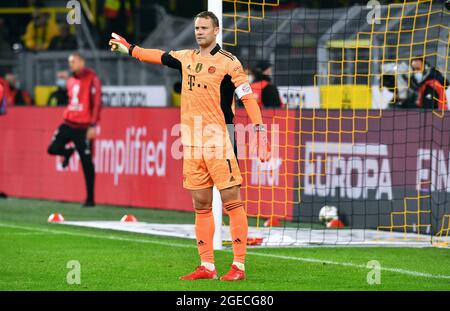 Supercup 2021, signal Iduna Park Dortmund : Bor. Dortmund - FC Bayern Munich; Manuel Neuer, gardien de but de Munich. Banque D'Images