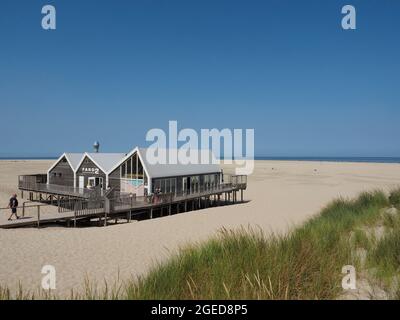 La plage à l'extrémité nord de l'île de Texel est très large. Texel, pays-Bas Banque D'Images