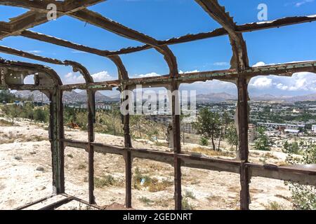 Rusty abandonné le Tank russe, Kaboul, Afghanistan Banque D'Images