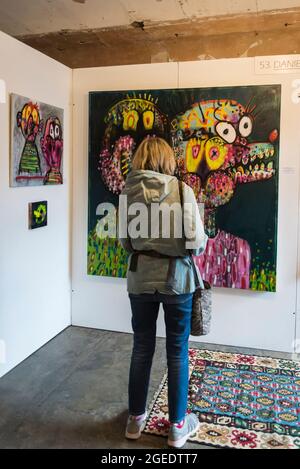 Roy's Art Fair, foire artistique annuelle, galerie Oxo Tower Bargehouse, Londres, Angleterre, Royaume-Uni Banque D'Images