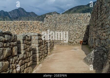 Bâtiments conservés dans les ruines de Machu Picchu, Pérou Banque D'Images