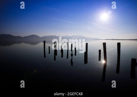 Sur les rives du lac Massaciuccoli à Torre Del Lago Puccini Italie Toscane Banque D'Images