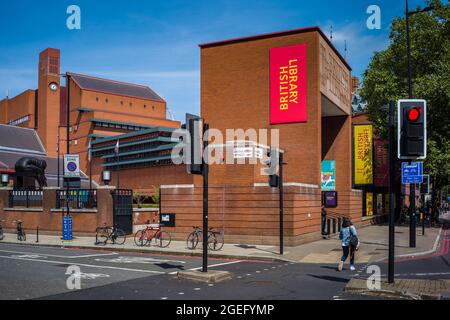 British Library London on Euston Road Central London - le bâtiment a ouvert 1998 l'architecte Colin St John Wilson en collaboration avec son épouse MJ long Banque D'Images