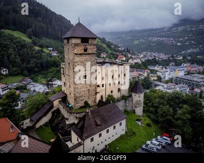 Château de Landeck dans le village tyrolien de Landeck en Autriche - ISCHGL, AUTRICHE, EUROPE - 5 AOÛT 2021 Banque D'Images