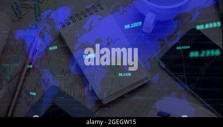 Image de la modification des nombres et du traitement des données sur la carte du monde Banque D'Images