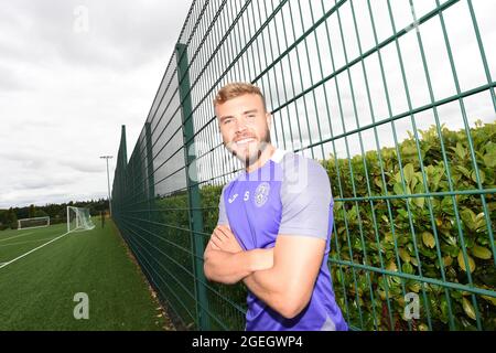 Journaux du dimanche Embargoed pour dimanche 22 août 21 Tranent, Ormiston, East Lothian.Scotland. Royaume-Uni .20th Aug 21 Hibernian Ryan Porteous t session de formation sur Scottish Premiership Match v Dundee crédit: eric mccowat/Alay Live News Banque D'Images