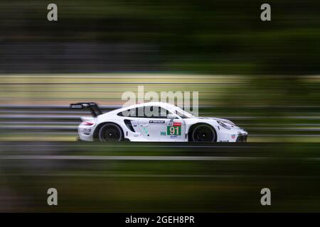 Porsche 911 RSR, Porsche GT Team (# 91), Richard Lietz (A), Gianmaria Bruni (I), Frederic Makowiecki (F) Banque D'Images