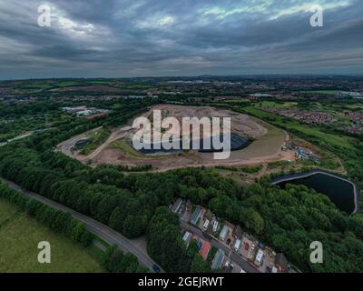 Arrêtez la poussette, la carrière de Walley Landfill Silverdale Newcastle Stoke On Trent Birds Aerial Eye View Ideal images for News Reports Banque D'Images