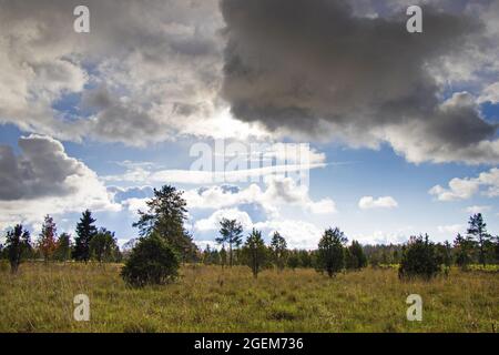 Belle photo d'un ennemi sous le ciel nuageux Banque D'Images