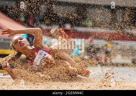 Nairobi, Kenya. 20 août 2021. Darja Sopova, de Lettonie, participe à la triple finale de saut féminin aux Championnats du monde d'athlétisme U20 2021 à Nairobi, Kenya, le 20 août 2021. Credit: Zhang Yu/Xinhua/Alay Live News Banque D'Images