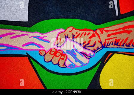 Une fresque à l’église presbytérienne centrale met en lumière la mission de l’église d’amour, de service, d’acceptation et d’espoir, le 14 août, 2021, dans Mobile, Alabama. Banque D'Images