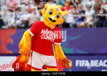 Moscou, Russie. 21 août 2021. 21 août 2021 ; Stade Luzhniki, Moscou, Russie : tournoi de football de plage de la coupe du monde de la FIFA ; mascotte de la coupe du monde de football de plage de la FIFA 2021, pendant le match entre le Mozambique et les Émirats arabes Unis, pour la 2e partie du groupe B crédit : Images sportives action plus/Alamy Live News Banque D'Images