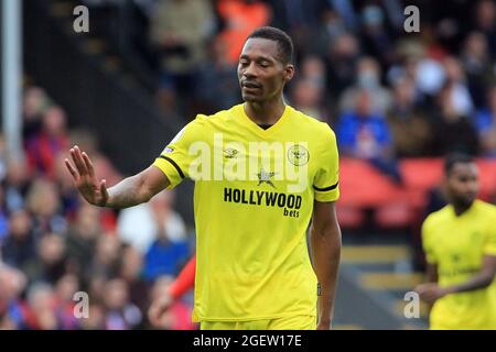 Londres, Royaume-Uni. 21 août 2021. Ethan Pinnock de Brentford pendant le match. Match de première ligue, Crystal Palace v Brentford au stade Selhurst Park à Londres le samedi 21 août 2021. Cette image ne peut être utilisée qu'à des fins éditoriales. Utilisation éditoriale uniquement, licence requise pour une utilisation commerciale. Aucune utilisation dans les Paris, les jeux ou les publications d'un seul club/ligue/joueur. photo par Steffan Bowen/Andrew Orchard sports photographie/Alay Live news crédit: Andrew Orchard sports photographie/Alay Live News Banque D'Images