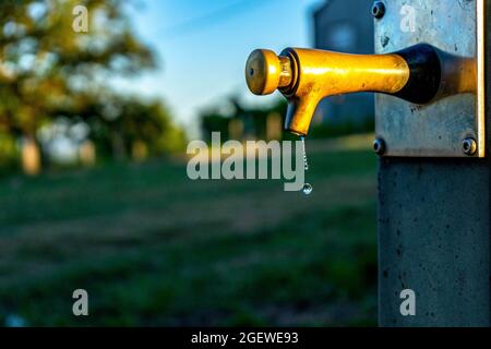 chute d'eau de la source Banque D'Images