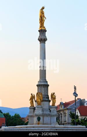 Monument de l'Assomption de la Sainte Vierge Marie et de quatre anges (par Hermann Bolle et Anton Fernkorn) à Zagreb, Croatie Banque D'Images