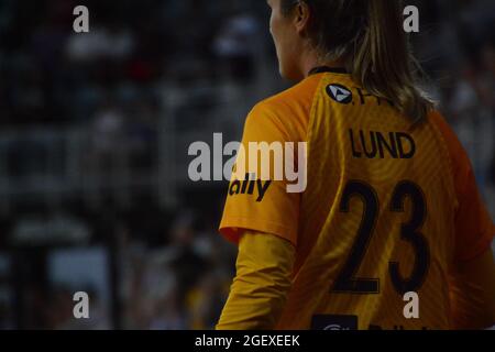 Louisville, États-Unis. 21 août 2021. Katie Lund (23 Racing Louisville) pendant le tir de tir de pénalité au championnat de la coupe Womens entre Racing Louisville et le FC Bayern Munich au Lynn Family Stadium de Louisville, Kentucky. AUCUNE UTILISATION COMMERCIALE. Crédit: SPP Sport presse photo. /Alamy Live News Banque D'Images