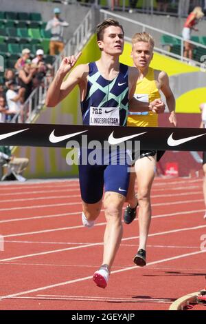 Jakob Ingebrigtsen (NOR) célèbre après avoir gagné le Bowerman Mile dans un record de rencontre 3:47.24 lors de la 46e Prefontaine Classic, samedi, 21 août, 2 Banque D'Images