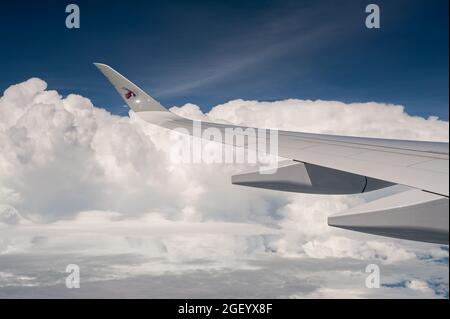 05.06.2019, Singapour, République de Singapour, Asie - vol dans un avion à passagers Airbus A350 de Qatar Airways en route de Singapour à Doha. Banque D'Images