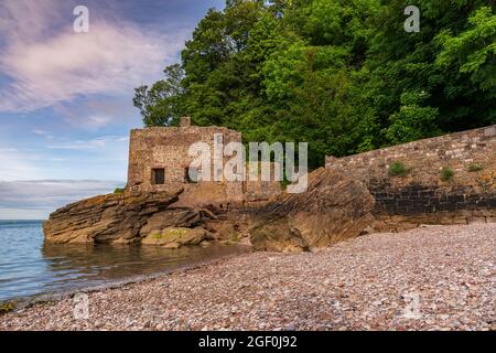 L'ancien bain public à Elberry Cove, Torbay, England, UK Banque D'Images