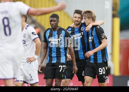 Charles de Ketelaere du Club célèbre après avoir obtenu son score lors d'un match de football entre le Club Brugge KV et Beerschot va, dimanche 22 août 2021 à Brugge, o Banque D'Images