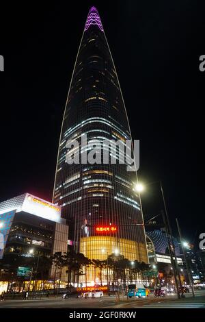 Lotte Tower I Lotte World la nuit à Séoul Sud Corée stock photo stock Images stock photos Banque D'Images