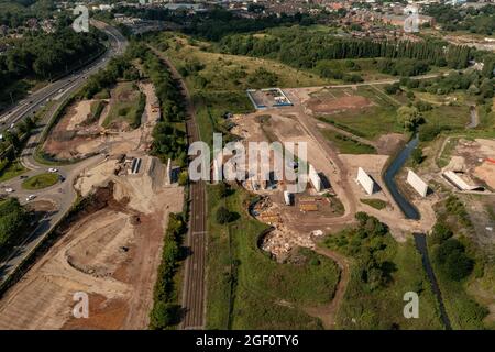 Vue aérienne du nouveau site de construction de la route de liaison de la vallée de l'Etruria Stoke on Trent août 2021 mise à jour des progrès , Wolstantion Drone Banque D'Images