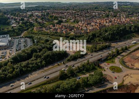 Vue aérienne du nouveau site de construction de la route de liaison de la vallée de l'Etruria Stoke on Trent août 2021 mise à jour des progrès , Wolstantion Drone Banque D'Images