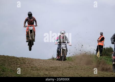 Hawick, Royaume-Uni. 22 août 2021. Action de la série 5 de l'événement du Scottish TwinSHOCK Scramble Club qui s'est tenu près de Hawick le dimanche 22 août 2021 crédit : Rob Gray/Alamy Live News Banque D'Images