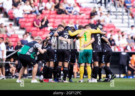 Copenhague, Danemark. 22 août 2021. Les joueurs de SoenderjyskE vus avant le match 3F Superliga entre le FC Copenhague et SoenderjyskE à Parken, Copenhague, Danemark. (Crédit photo : Gonzales photo/Alamy Live News Banque D'Images