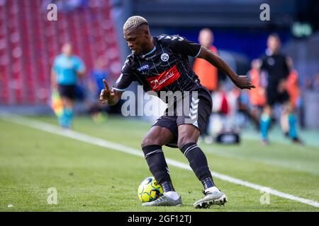 Copenhague, Danemark. 22 août 2021. Abdulrahman Taiwo (25) de SoenderjyskE vu pendant le 3F Superliga match entre le FC Copenhague et SoenderjyskE à Parken, Copenhague, Danemark. (Crédit photo : Gonzales photo/Alamy Live News Banque D'Images