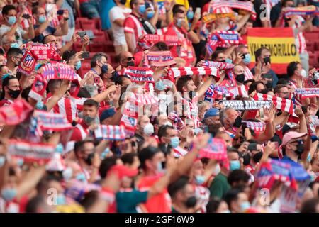 Madrid, espagnol. 22 août 2021. Madrid, Espagne, 22.08.2021.- Atlético de Madrid contre Elche C.F. Match de la ligue espagnole de football le deuxième jour de match au stade Wanda Metropolitano de Madrid. Crédit : Juan Carlos Rojas/dpa/Alay Live News Banque D'Images