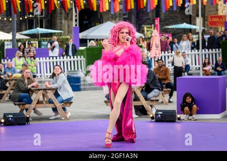 EDINBURGH FRINGE FESTIVAL, UNDERBELLY, BISTO SQUARE ET GEORGE SQUARE Banque D'Images