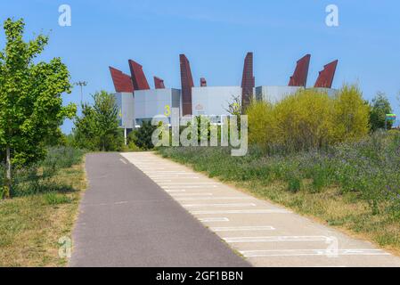 Vitoria-Gasteiz, Espagne - 21 août 2021 : Buesa Arena de la réserve de terres humides de Salburua Banque D'Images