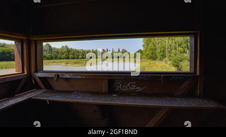 Vitoria-Gasteiz, Espagne - 21 août 2021 : observation de la faune dans la réserve naturelle des zones humides de Saliburua, près de Vitoria-Gestaiz Banque D'Images