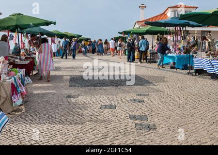 Torres Vedras, Portugal. 14 août 2021. Petit marché de Santa Cruz à Torres Vedras Portugal. Banque D'Images