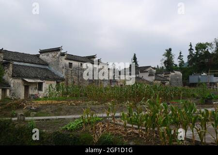 Comté de Yixian dans la province de l'Anhui XiDi hong cun de style local, les maisons d'habitation Banque D'Images