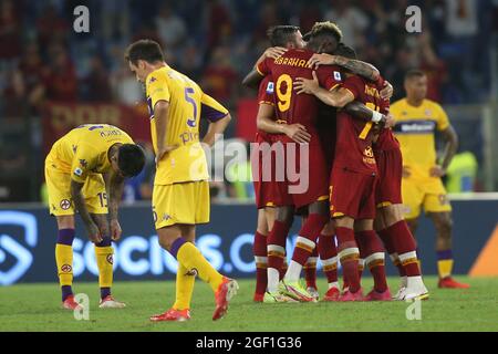 Rome, Italie. 23 août 2021. ROME, Italie - 22.08.2021: JORDAN VERETOUT (AS ROMA) CÉLÈBRE SON BUT lors de la série italienne UN match de football entre ROMA VS FIORENTINA au stade olympique de Rome le 22 août 2021. Crédit : Agence photo indépendante/Alamy Live News Banque D'Images