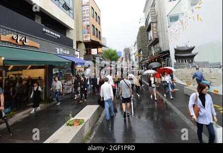 Rue piétonne Insadong-gil à Séoul, Corée du Sud. Banque D'Images