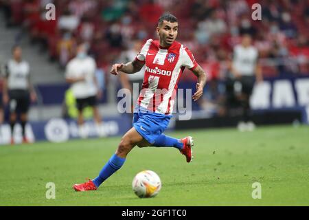 Madrid, Espagne. 22 août 2021. Angel Correa, de l'Atletico de Madrid, est en compétition lors d'un match de football espagnol de première division entre l'Atletico de Madrid et l'Elche CF à Cornella, en Espagne, le 22 août 2021. Atletico de Madrid a gagné 1-0. Crédit: Edward F. Peters/Xinhua/Alay Live News Banque D'Images