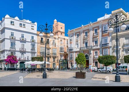 Plaza de San Antonio, Cadix, Andalousie, Espagne Banque D'Images