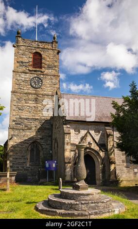 Royaume-Uni, pays de Galles, Clwyd, Llangollen, église St Collen Banque D'Images