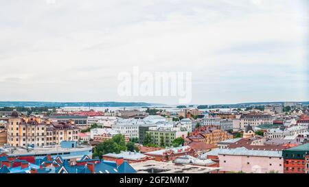 Panorama de Kazan, Russie. Toits et la Volga Banque D'Images