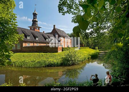 Château en face de Husum , Allemagne, Schleswig-Holstein, Frise du Nord, Husum Banque D'Images