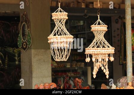 Coquillages décor maison, fait à la main, Mahabalipuram, Tamil Nadu, Inde Banque D'Images