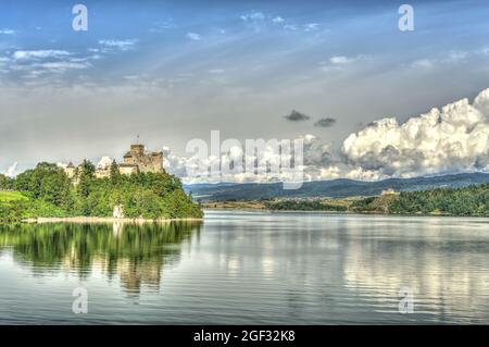 Niedzica, sud de la Pologne, HDR image Banque D'Images