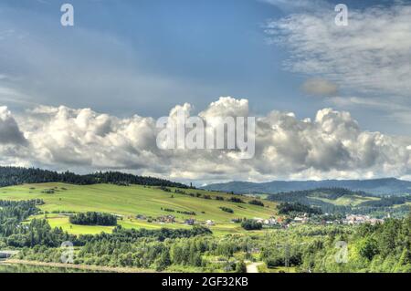 Niedzica, sud de la Pologne, HDR image Banque D'Images