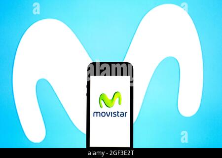 Espagne. 11 août 2021. Sur cette photo, un logo Movistar apparaît sur un smartphone. (Image de crédit : © Thiago Prudencio/SOPA Images via ZUMA Press Wire) Banque D'Images